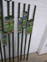 4 tomato plant support frames (1.5 x 0.3m.)