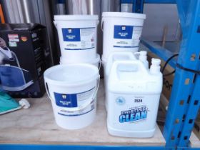+VAT 5 buckets multi task wipes with 2 tubs of antibacterial hand sanitiser
