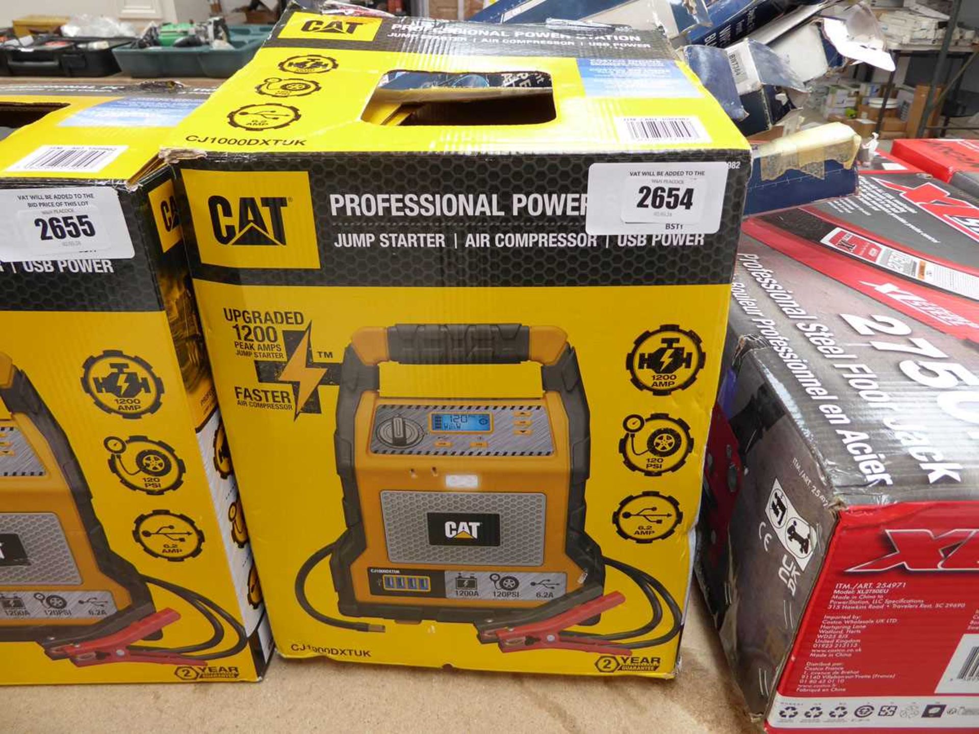 +VAT Boxed CAT professional car power station (jump starter and air compressor)
