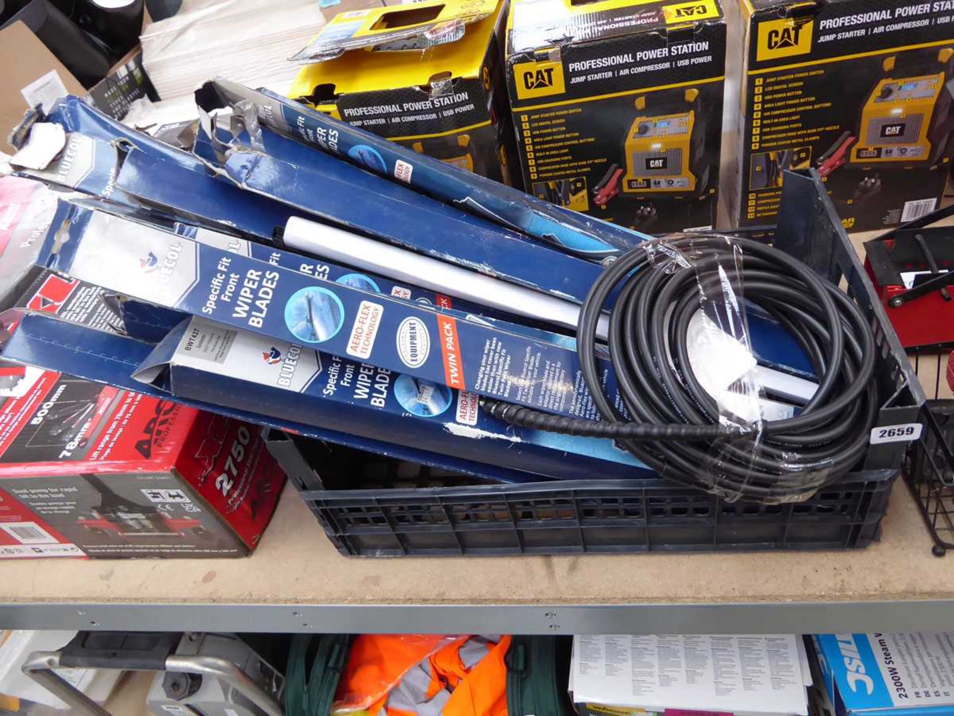 Crate containing Bluecol wiper blades (mixed sizes)