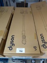 +VAT Dyson V8 cordless vacuum cleaner