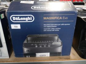 +VAT Boxed De'Longhi Magnifica Evo coffee machine