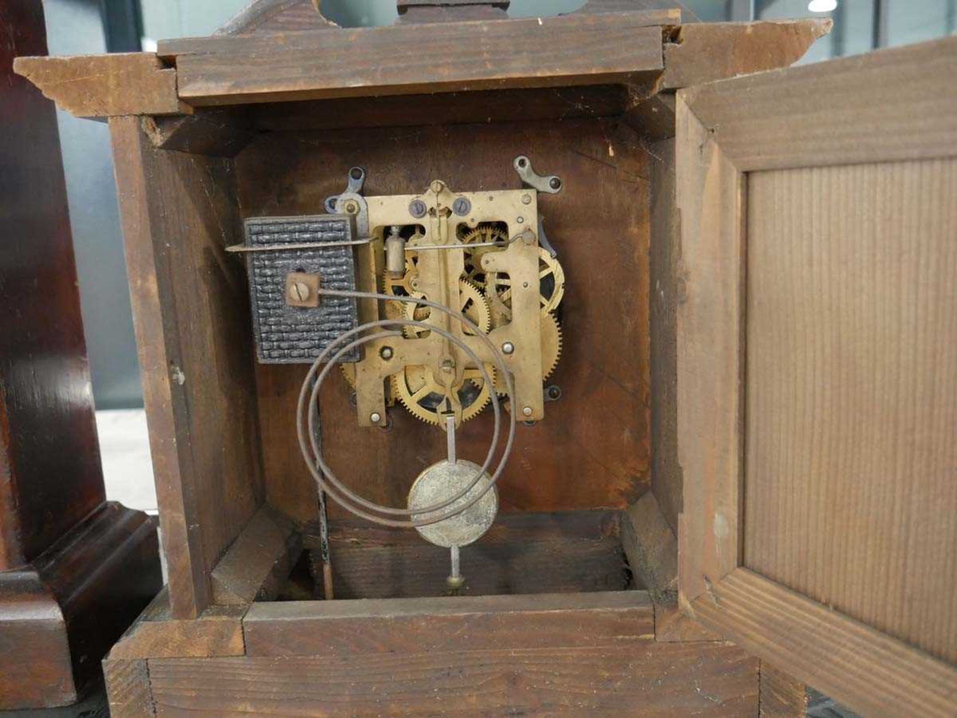 Edwardian mahogany cased mantle clock - Image 2 of 2