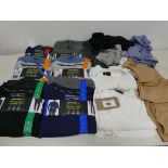 +VAT Approx. 20 items of mens and womens clothing to include loungewear, t-shirts ect.