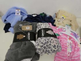 Mixed bag of childrens clothing. To include pyjamas, hoodies, babygrows, overhead robes etc.