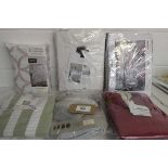 +VAT Catherine Lansfield king size duvet set in white and pink, Appletree Boutique white dot