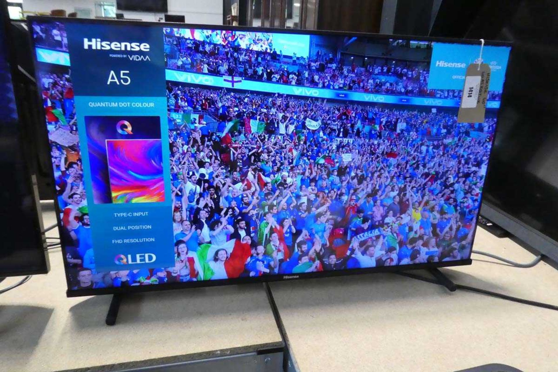 +VAT Hisense 40" 4K smart TV (40A5KQTUK) with stand and remote - Image 2 of 2
