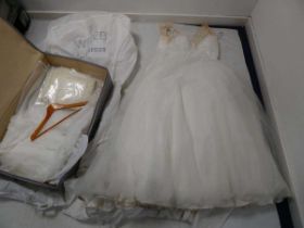 +VAT Wed2b Viva klarissa a soft a-line with sequin florals wedding dress size 24 with garment bag