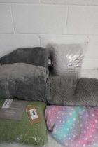 +VAT 2 grey sherpa oodies, large grey fleece blanket, smaller grey waffle fleece blanket, rainbow