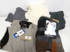 +VAT 5 womens coats, gilet and wrap