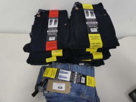 +VAT Approx. 20 ladies Bandolino skinny jeans