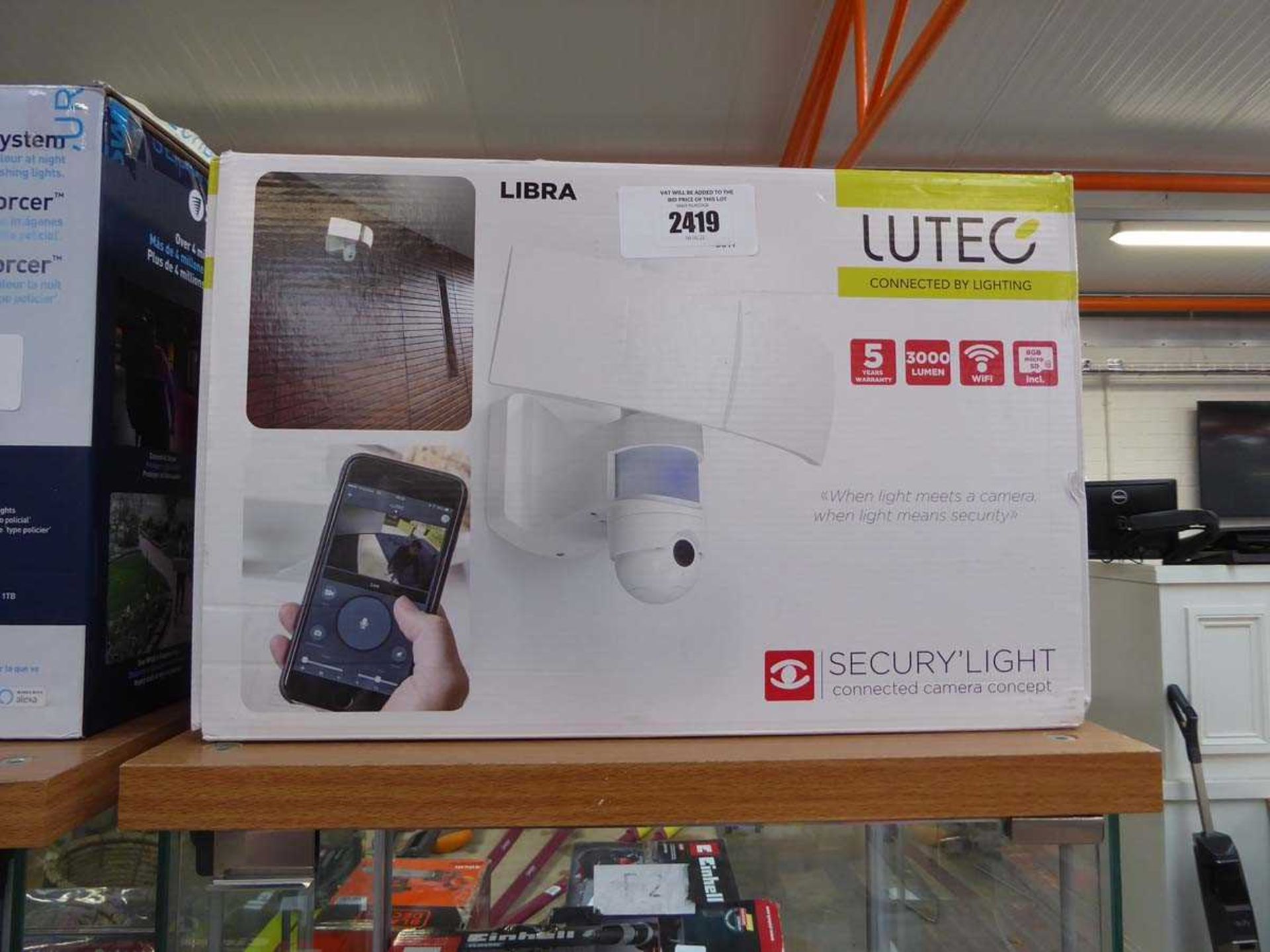 +VAT Boxed Libra Lutec smart camera security light