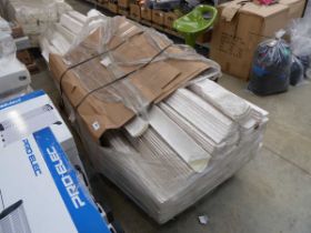 +VAT Pallet containing a large quantity of coving