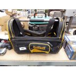 +VAT DeWalt tool bag holdall