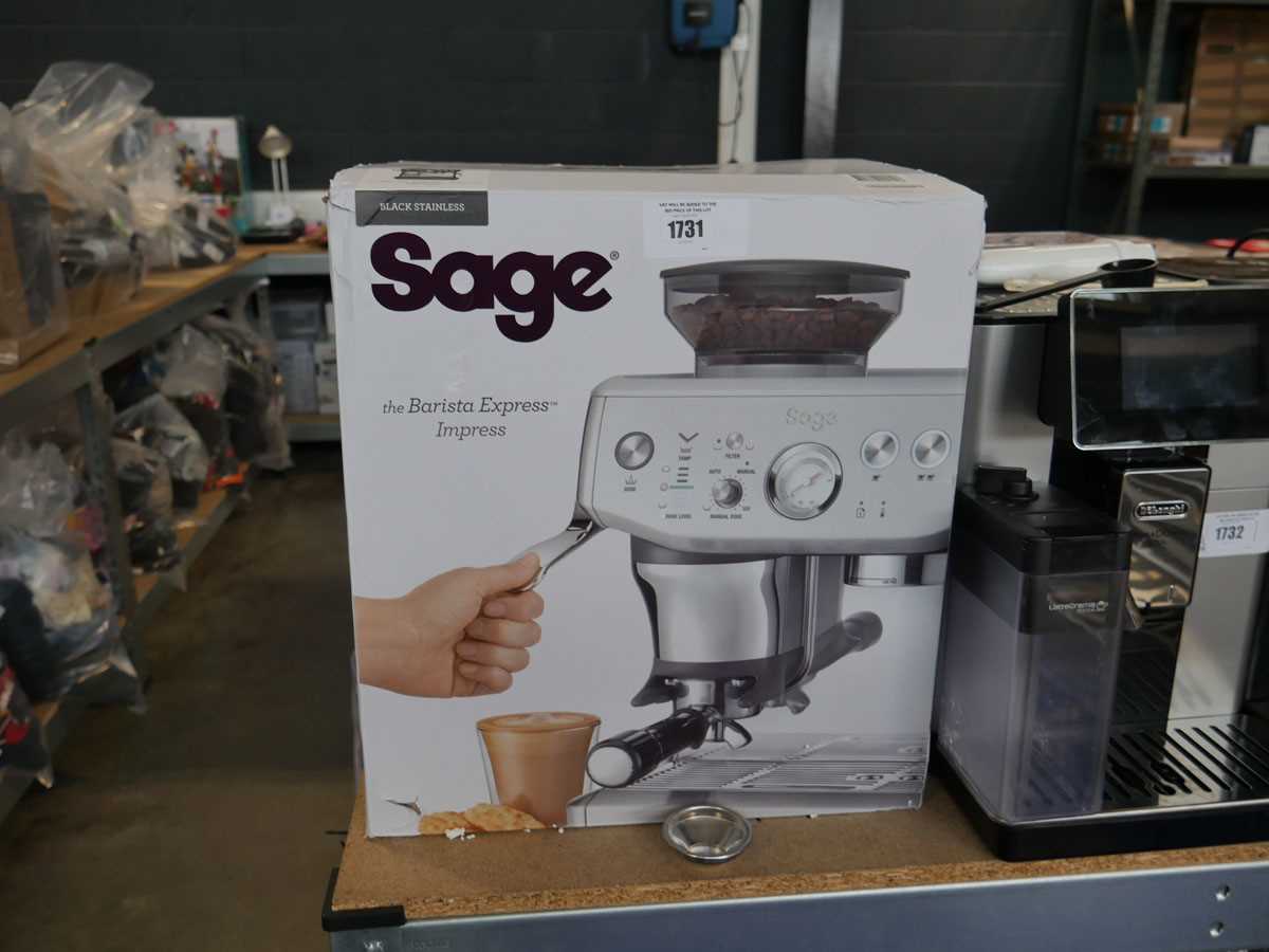 +VAT Boxed Sage the Barista Express Impress coffee machine