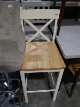 Kitchen stool in cream