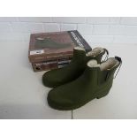 +VAT Boxed pair of weatherproof ankle wellies in green size 7