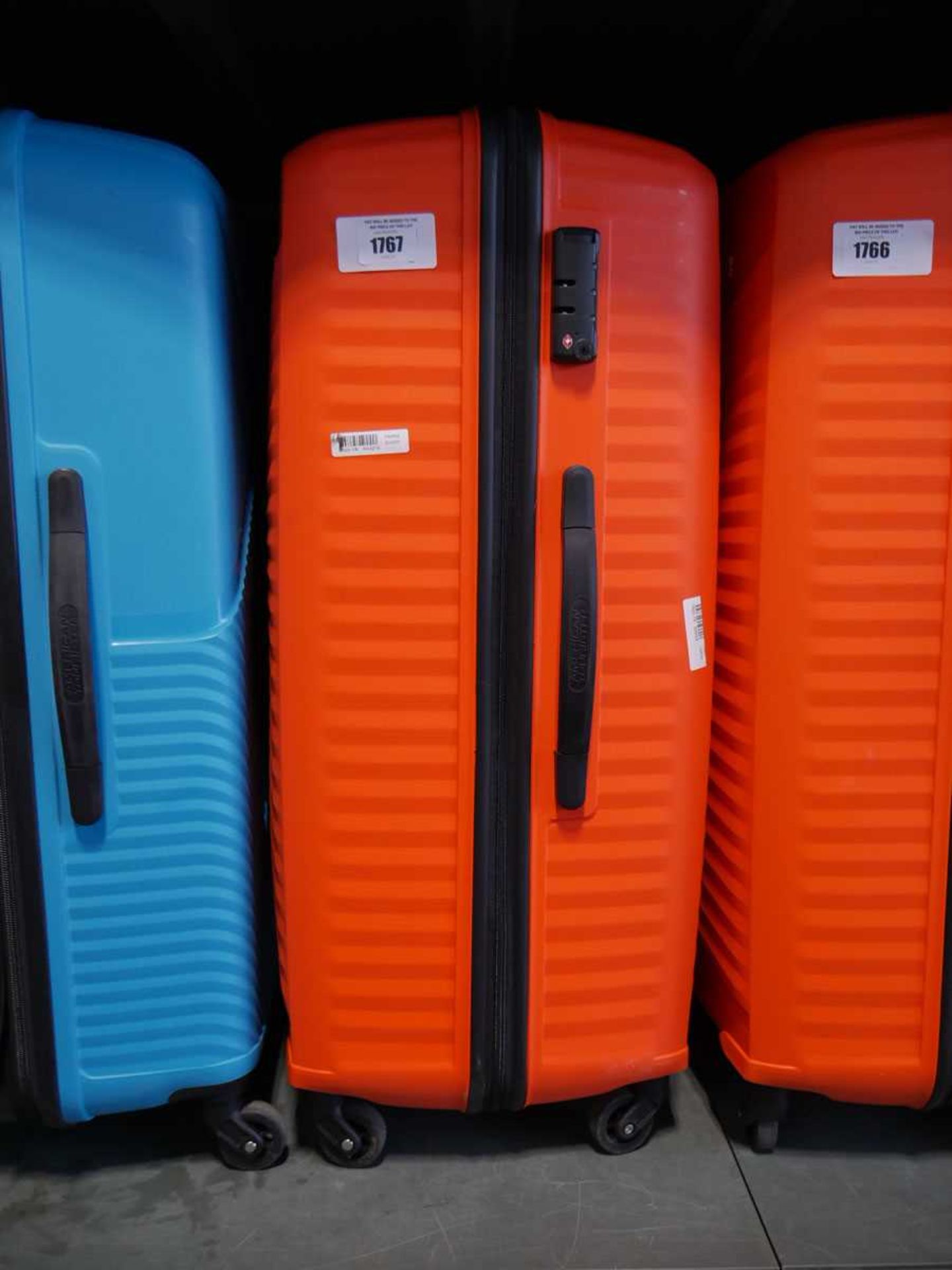 +VAT American Tourister suitcase in orange