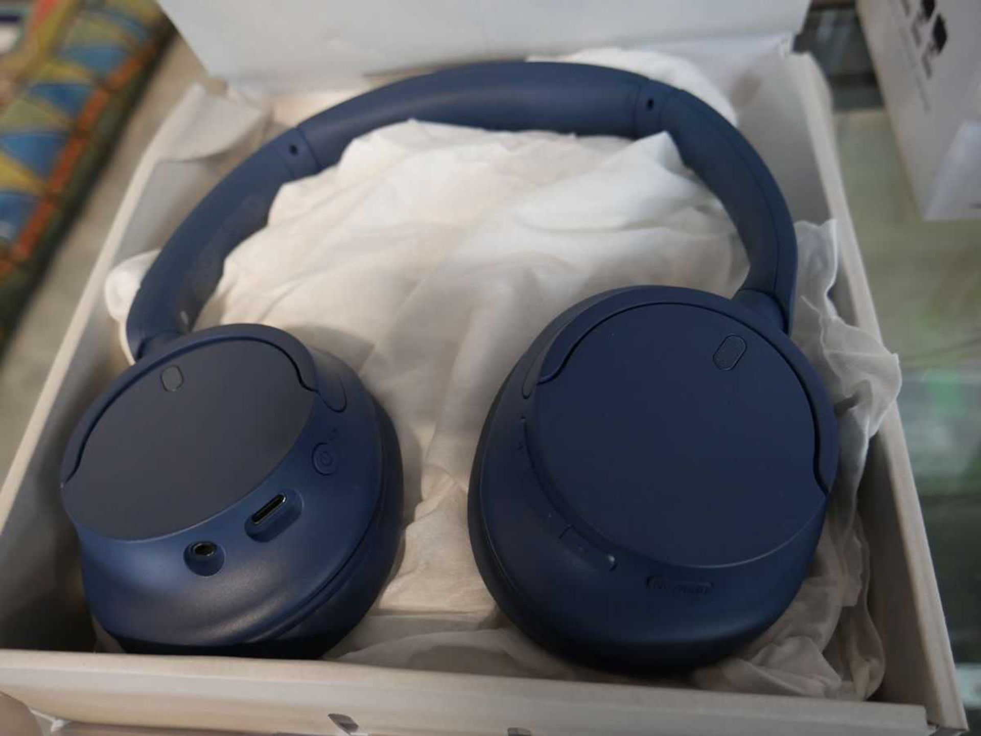 +VAT Sony headphones (WH-CH720N) - Image 2 of 2