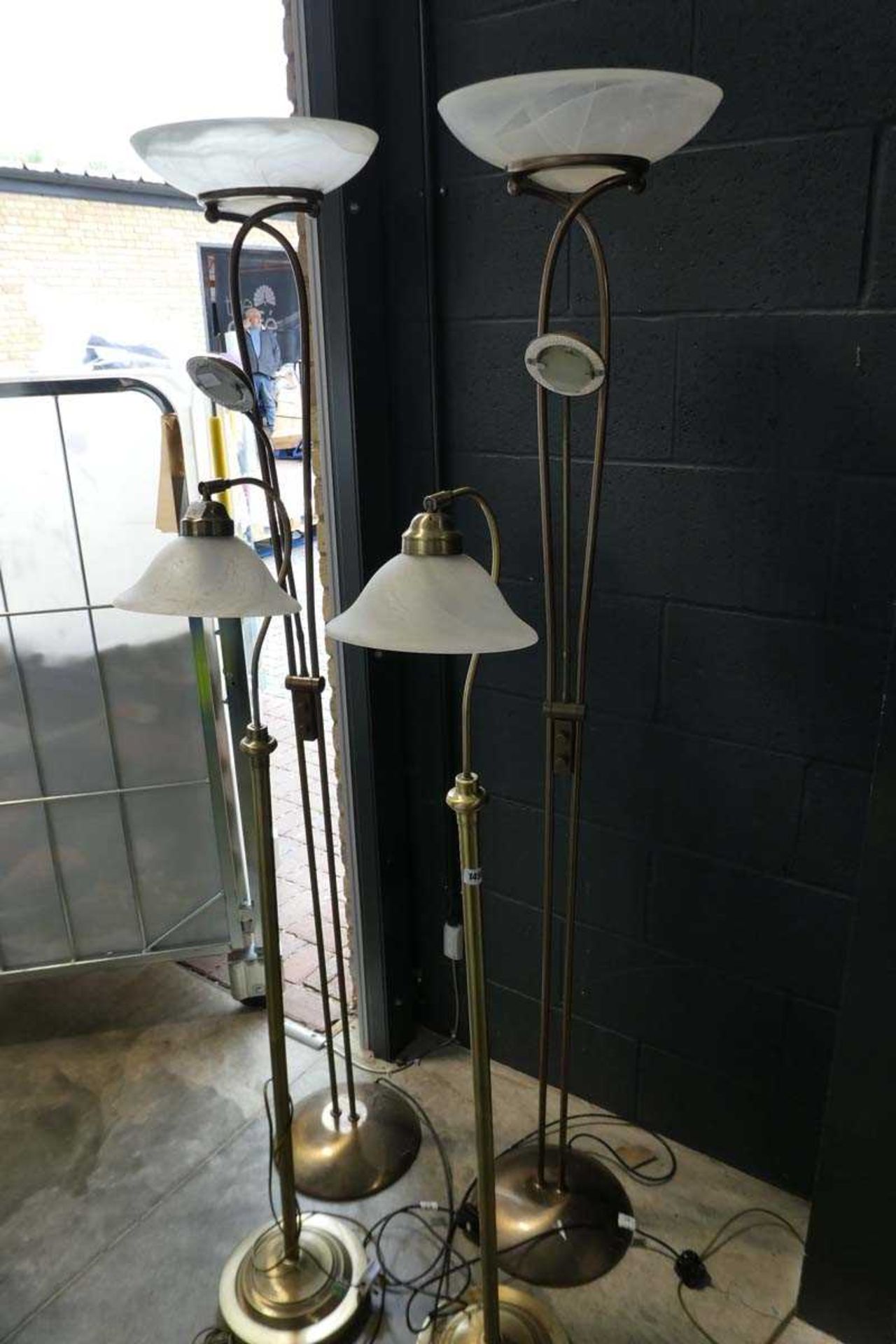 4 various brass coloured standard lamps - Image 2 of 2