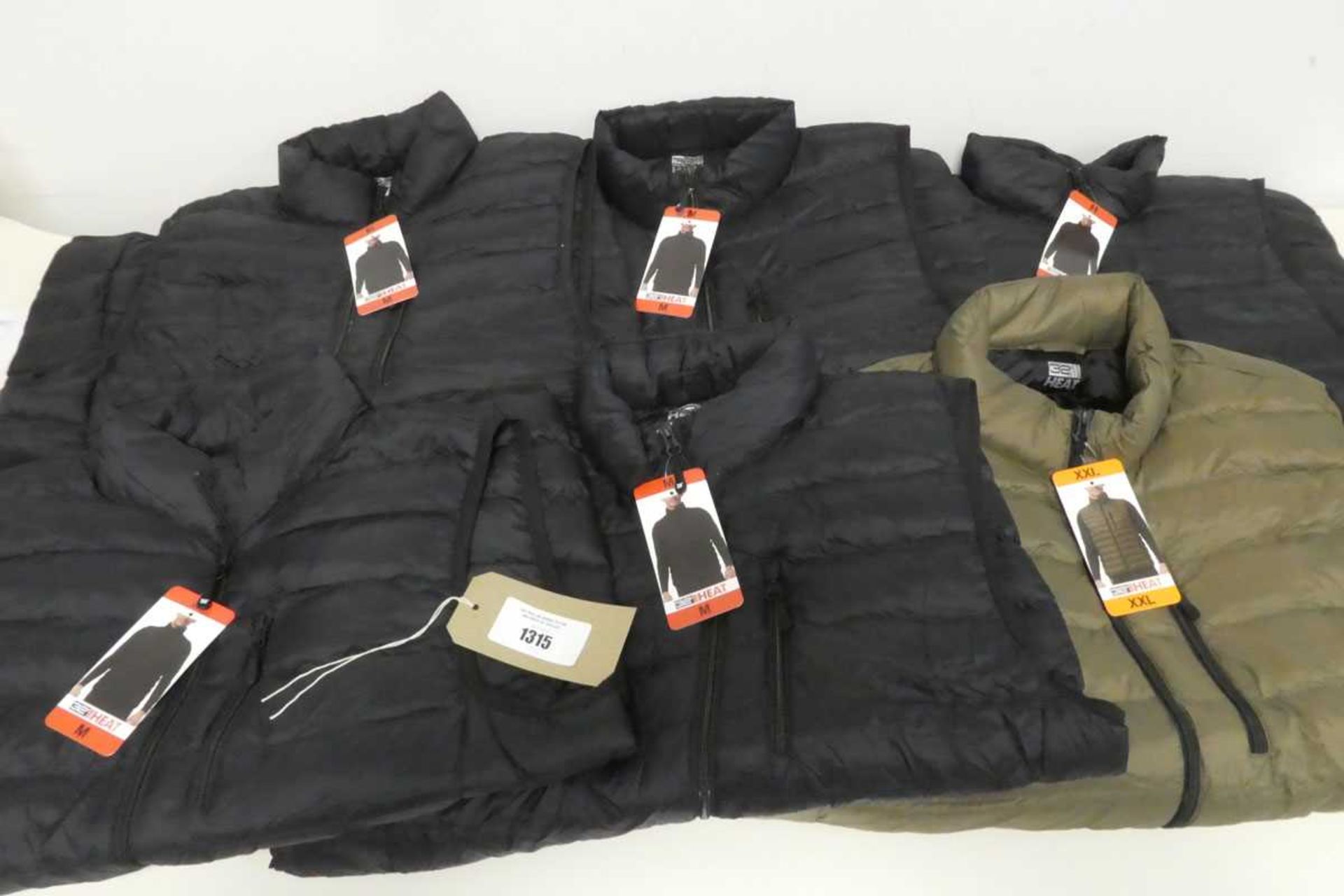 +VAT 6 mens gilet body warmers by 32 degrees heat