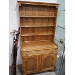 Honey oak dresser