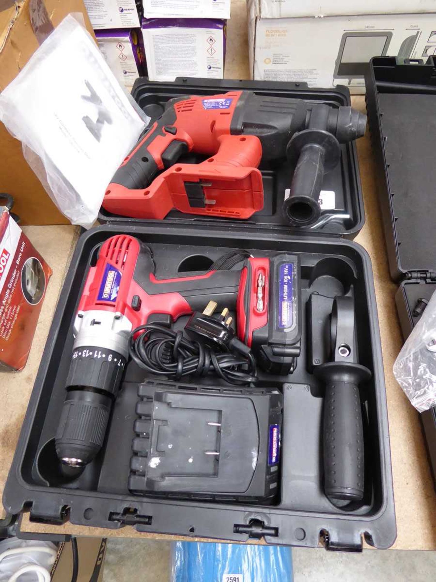 +VAT Cased Duratool cordless drill with battery and charger with Duratool cordless hammer drill