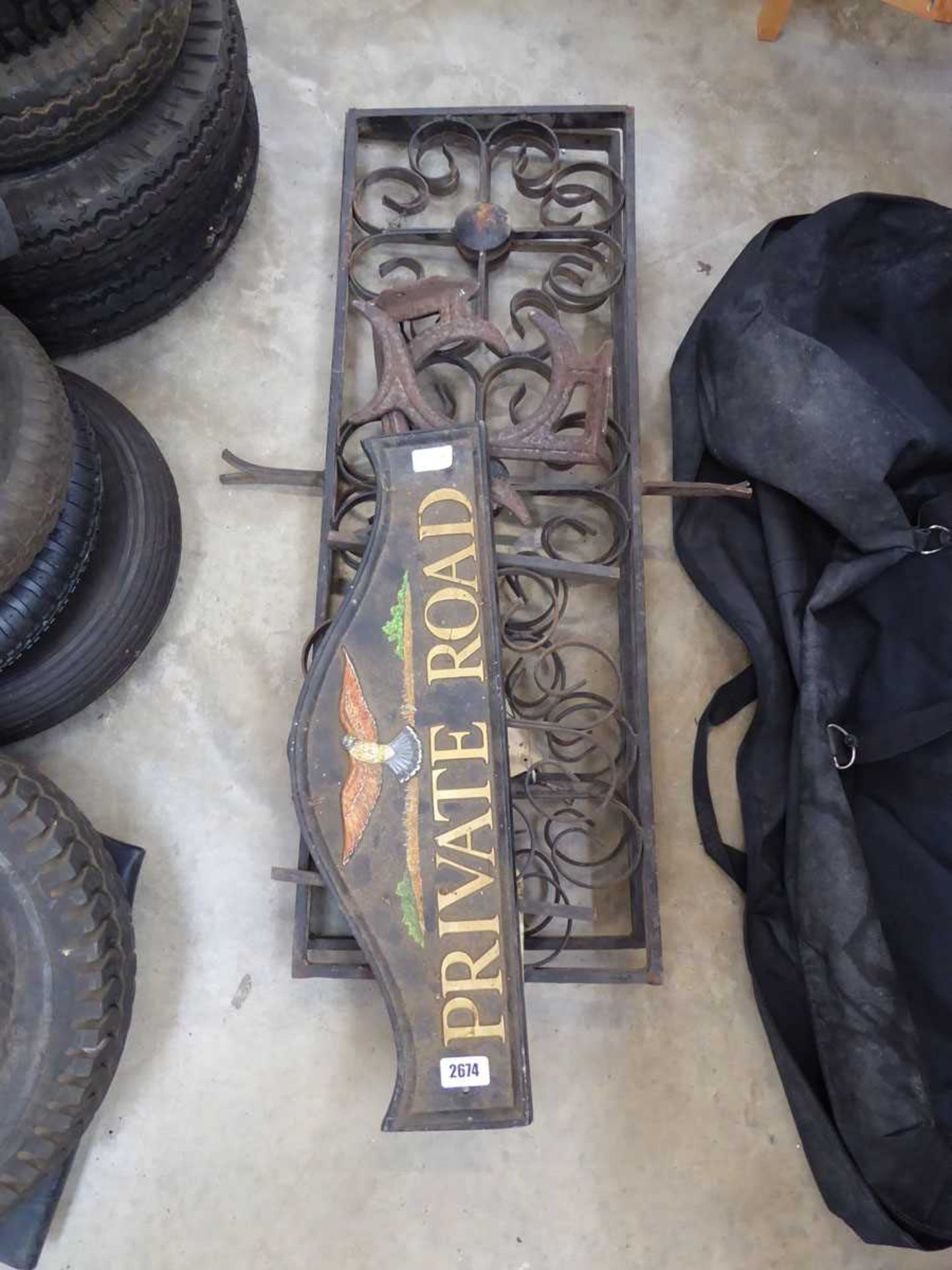 Quantity of mixed metalwares incl. 2 lengths of cast wall decorations with 'Private Road' sign and