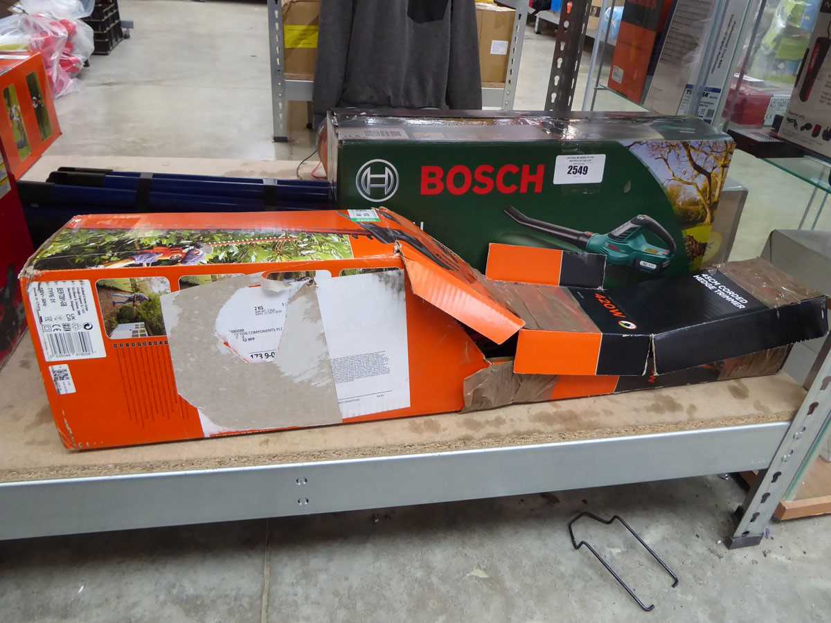 +VAT Boxed Black + Decker electric hedge trimmer with Bosch cordless leaf blower
