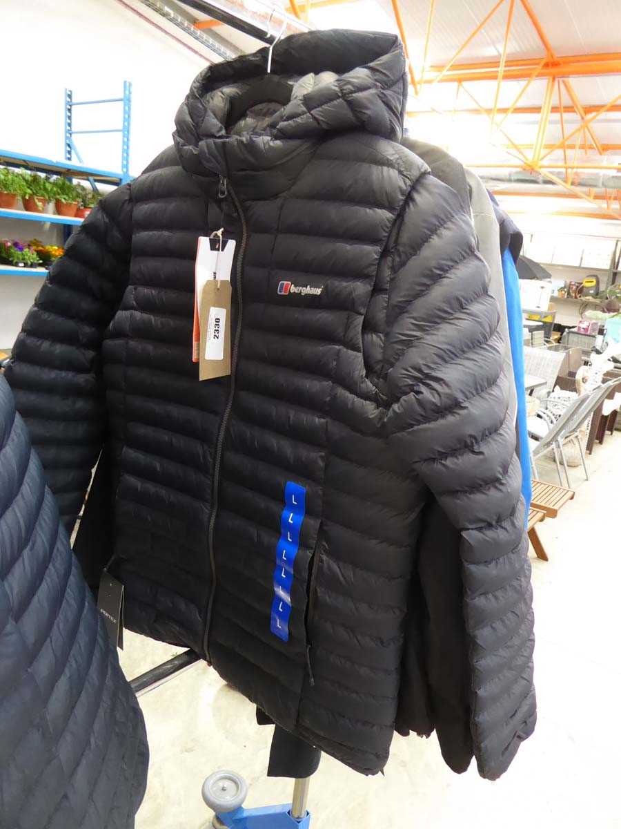 +VAT Berghaus full zip waterproof jacket in black (size L)