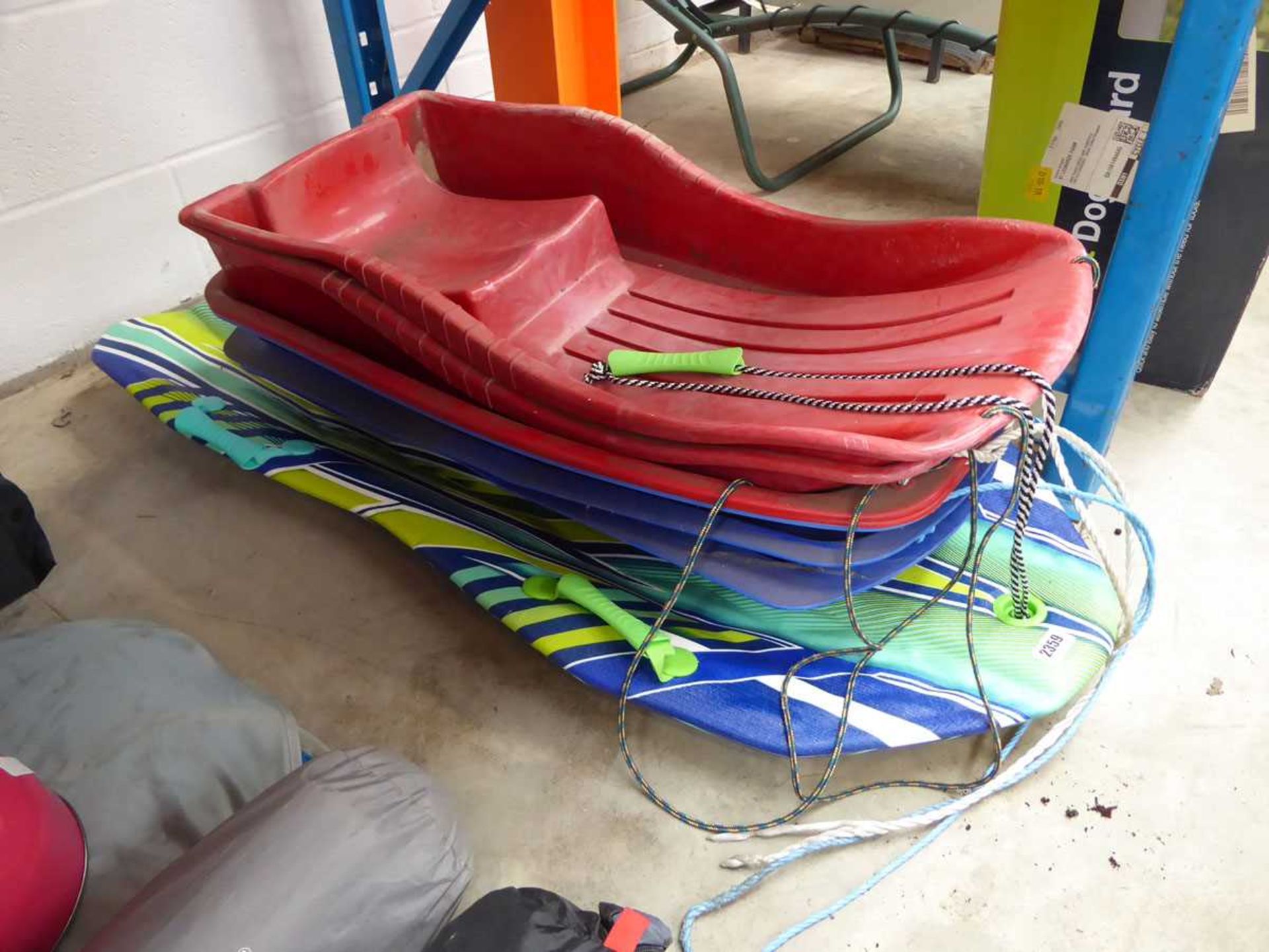 Quantity of various style sleds