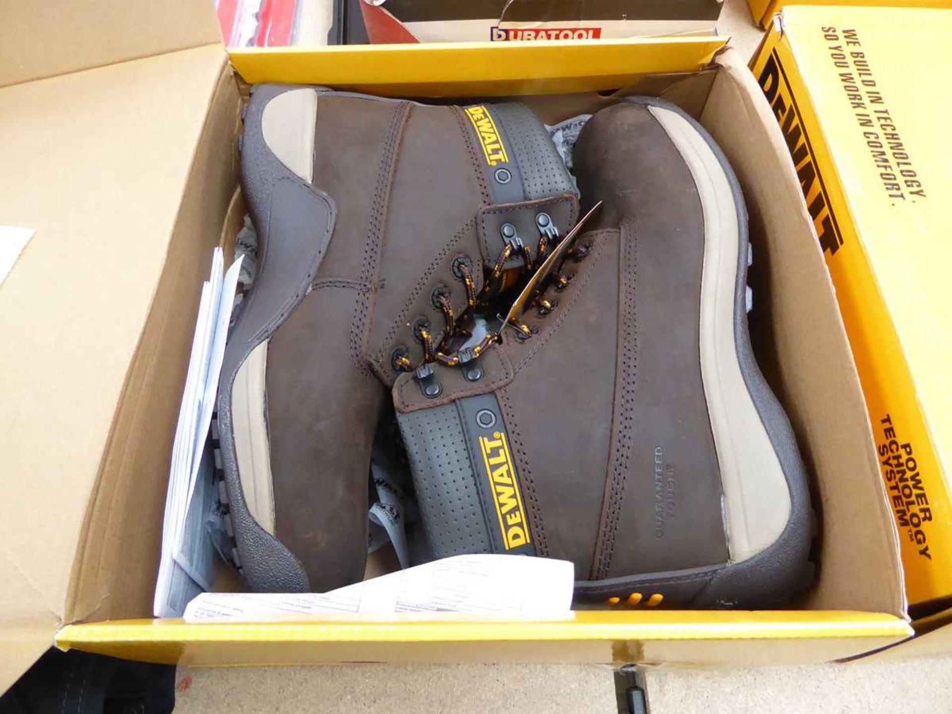 +VAT Boxed pair of DeWalt Mason steel toe safety boots in brown (size 9) - Image 2 of 2