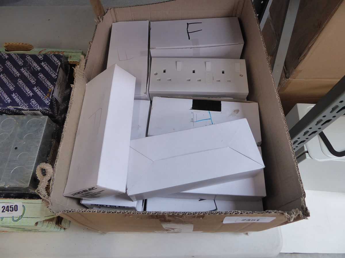 +VAT Box containing large quantity of Pro-Elec 3 gang switch, socket and back boxes