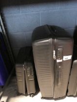 +VAT 2 piece American Tourister suitcase set in black Nb. code for large suitcase is 999 or 666, and