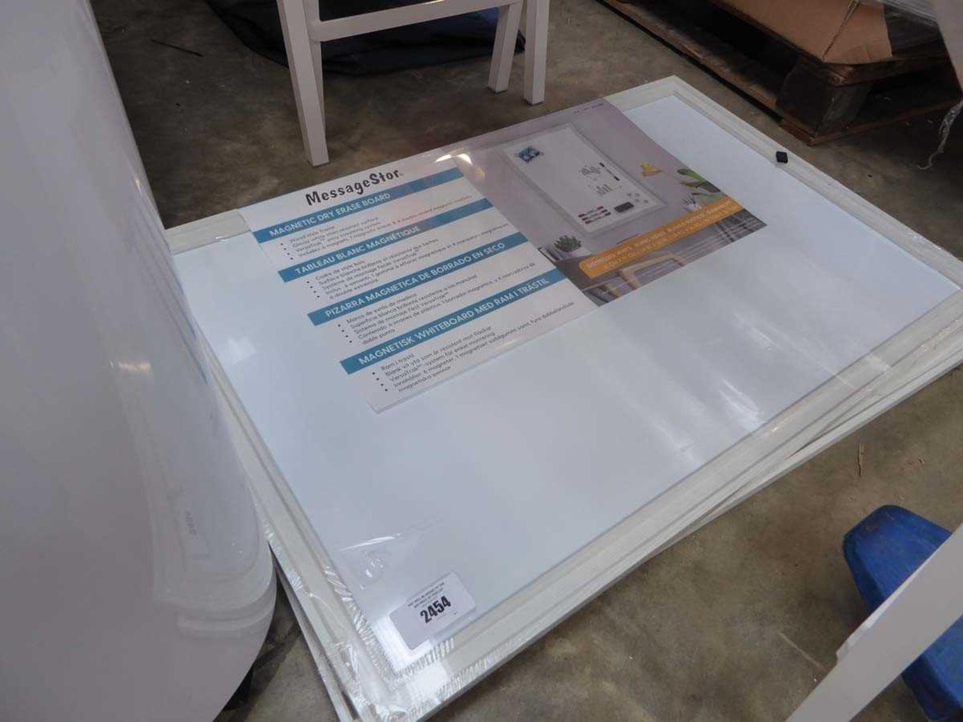 +VAT 2 magnetic dry erase whiteboards