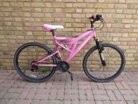 Girls Muddy Fox mountain bike in pink