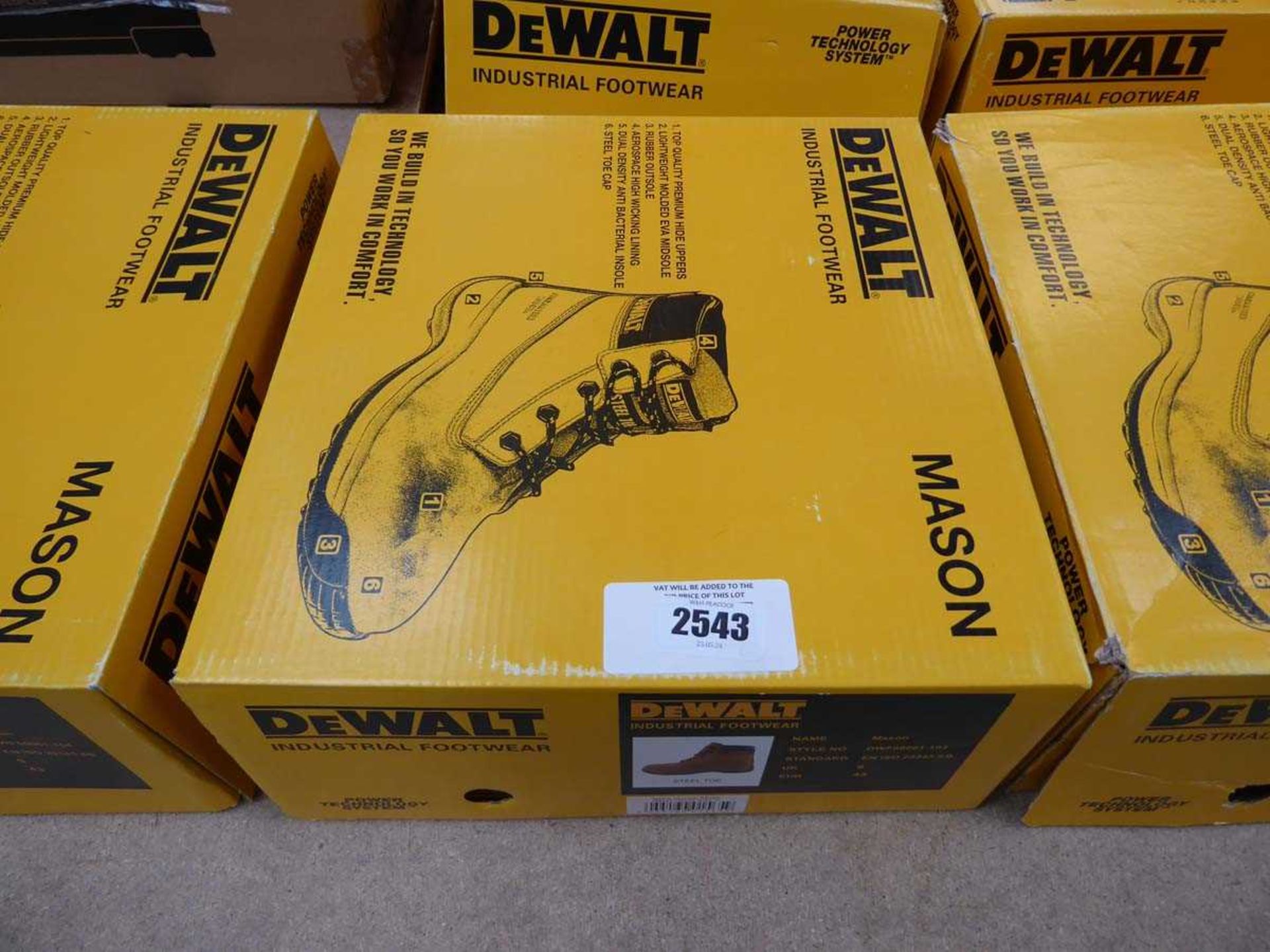 +VAT Boxed pair of DeWalt Mason steel toe safety boots in tan (size 9)