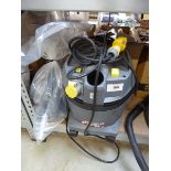 +VAT V-TUF 100V vacuum cleaner