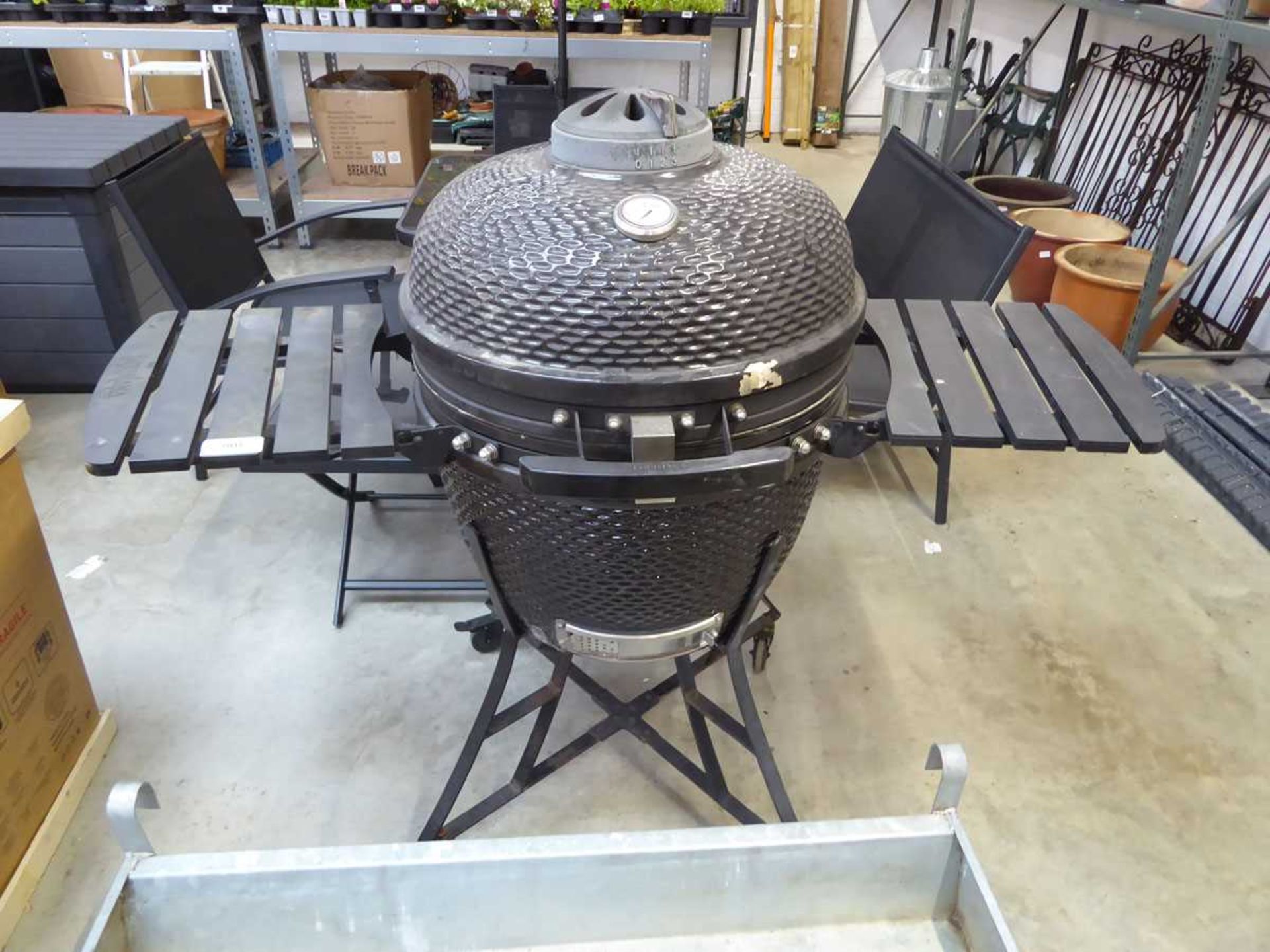 +VAT Louisiana Grill smoker style BBQ on stand