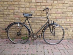 Vintage Raleigh gents town bike with brooks style saddle