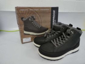 +VAT Boxed pair of mens Weatherproof memory foam boots in dark grey size UK 10
