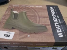 +VAT Boxed pair of ladies Weatherproof memory foam fleece lined ankle wellies in olive green size UK