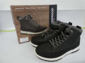 +VAT Boxed pair of mens Weatherproof memory foam boots in dark grey size UK 10