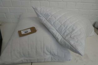 +VAT Pair of hotel grand memory foam pillows