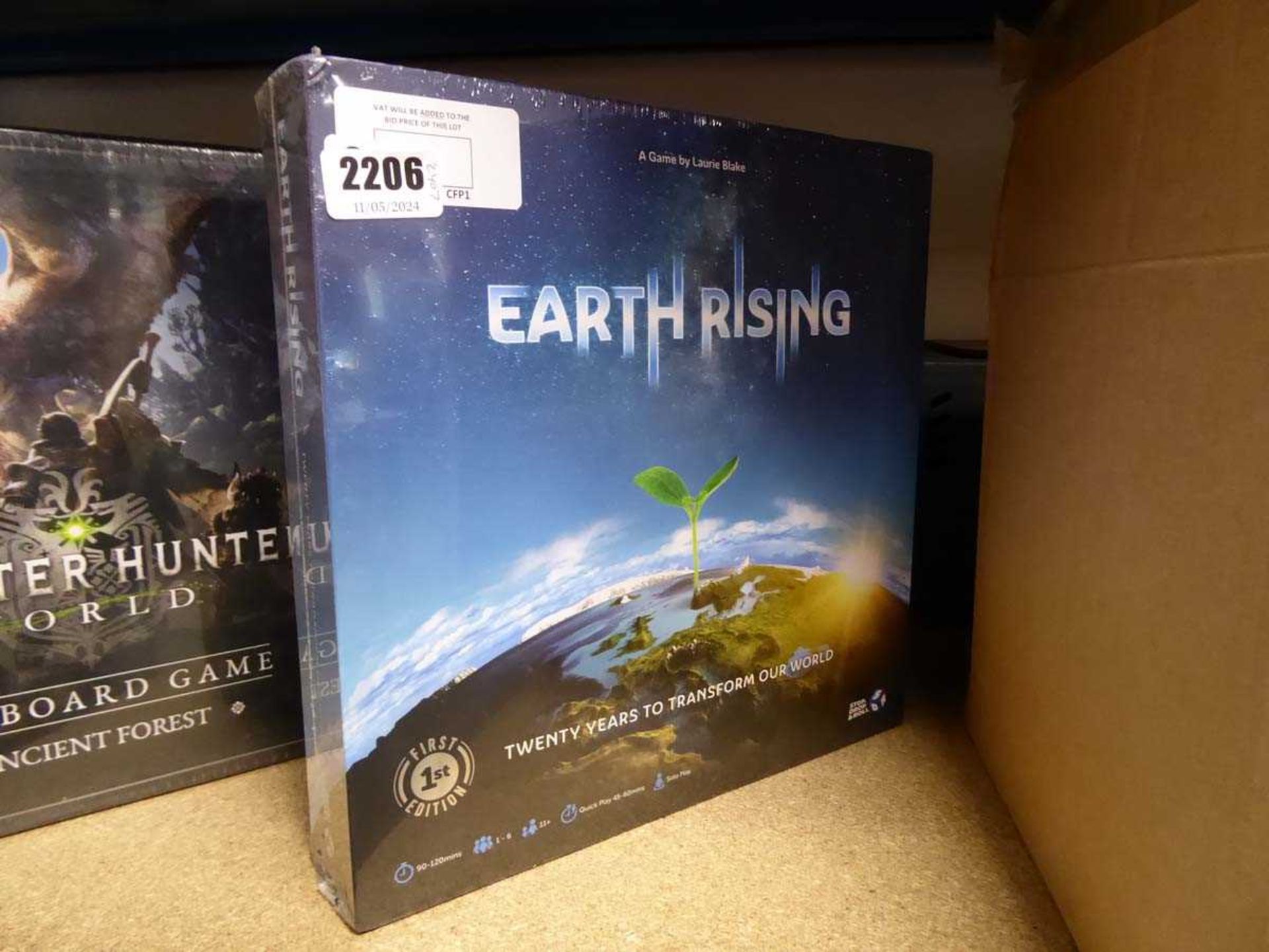 +VAT Boxed Earth Rising game