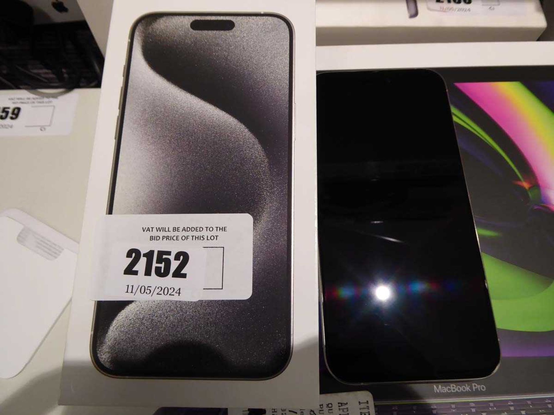 +VAT Apple iPhone 15 Pro Max in white titanium 256GB MU673LL/A
