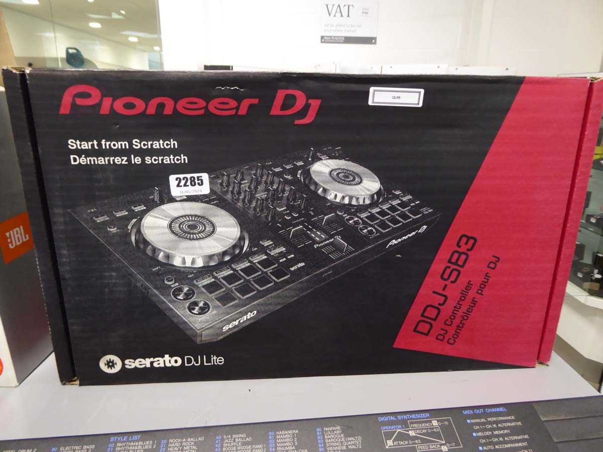 Pioneer DJ DDJ-SB3 controller