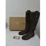 +VAT Boxed pair of ladies Penelope Chilvers suede boots, brown, Eu 38