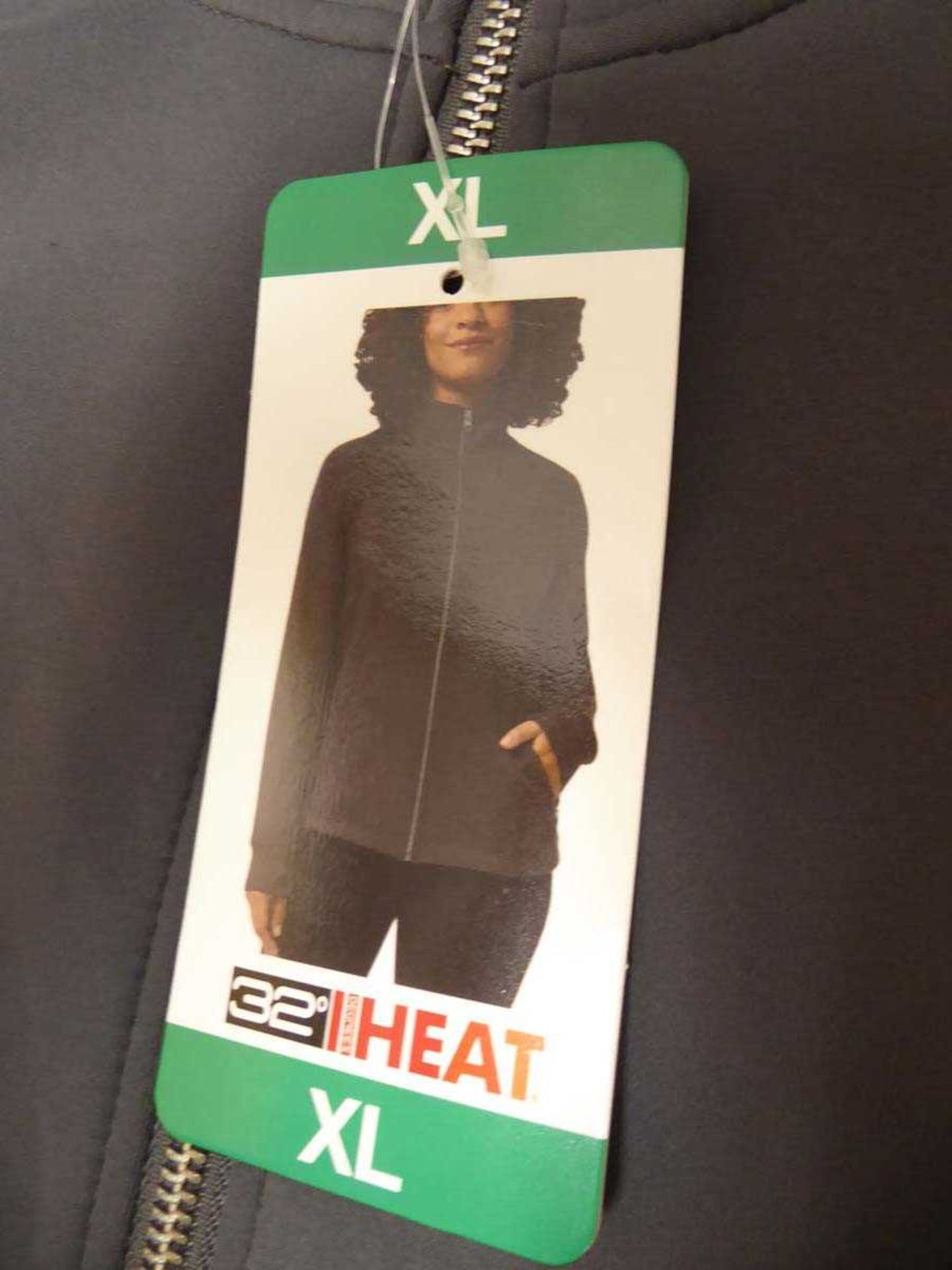 +VAT Approx. 9 women's 32 Degree Heat fleeces, in various colours and sizes - Image 2 of 2