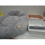 +VAT Large dog bed and 2 cat litter trays